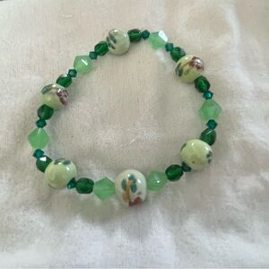 Handmade Crystal and glass green Irish style beaded stretchy bracelet